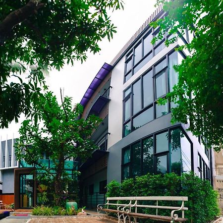 Bed Garden 26 Hostel Bangkok Bagian luar foto